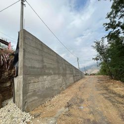Завршна фаза на проектот изградба на потпорен ѕид на главниот пат место викано ДАПЧЕ